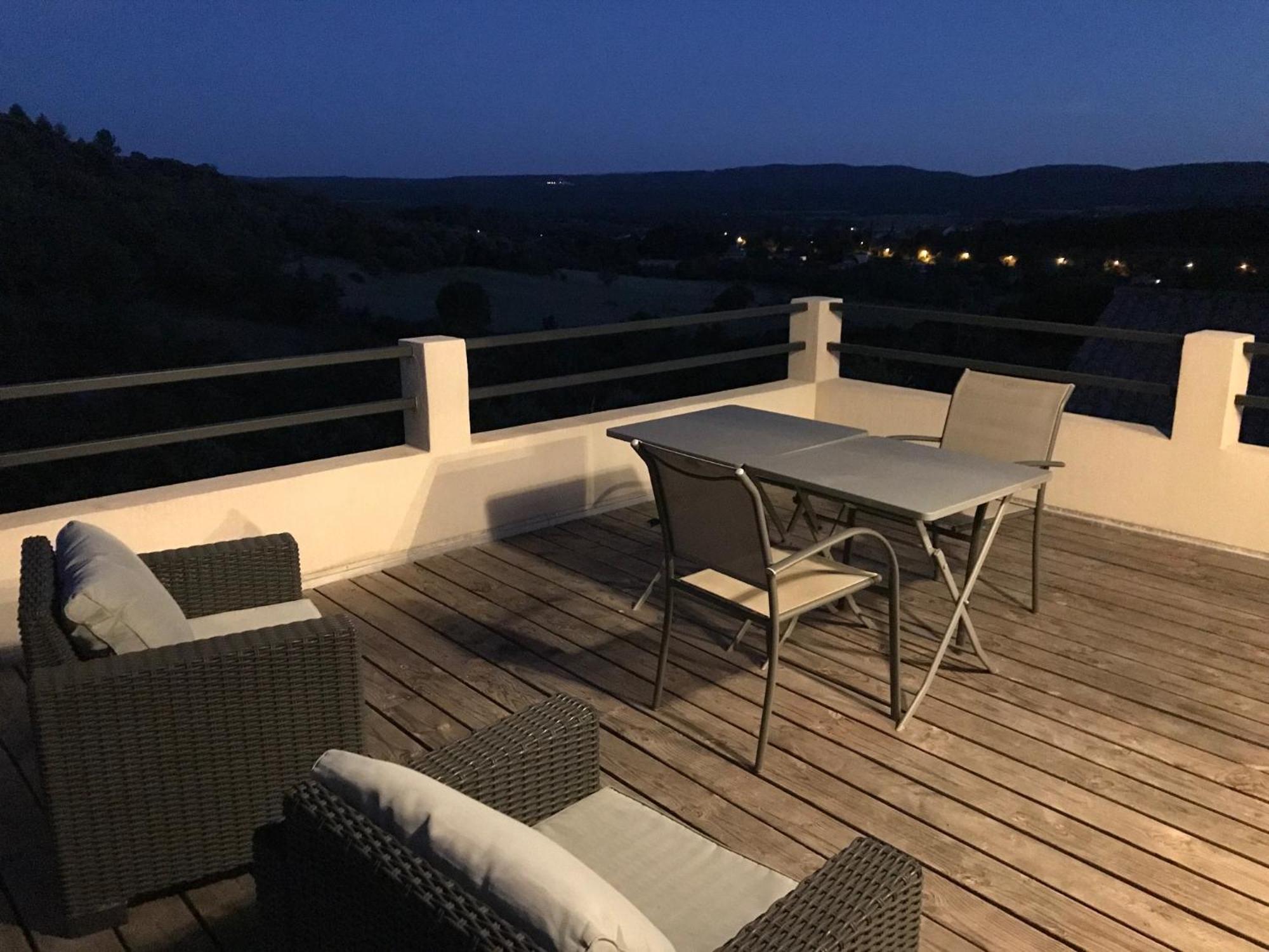 Studio Au Calme, Grande Terrasse Avec Vue Vallee Ginasservis Esterno foto